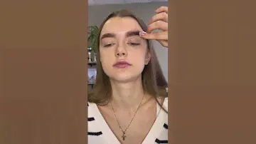Окрашивание бровей в натуральной технике