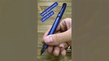 Parker IM Monochrome Blue fountain pen #fountainpen #fountainpenink #parkerpen