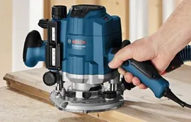 Фрезер BOSCH GOF 1250 CE Professional (601626000)