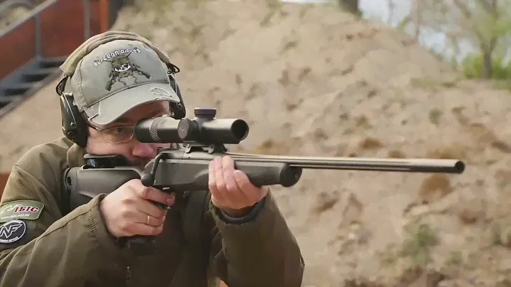 Blaser R8
