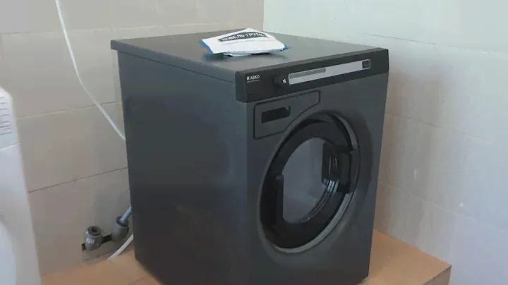 Стиральная машина Asko WMC64P на 8 кг