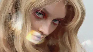 Professional by Fama • Blonde 2022
