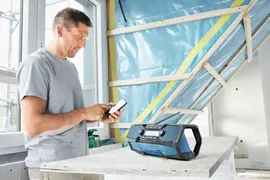 Радиоприемник гибридный Bosch GPB 18V-2 SC Professional (без АКБ)
