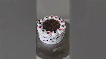 BEAUTIFUL BLACK FOREST CAKE DESIGN #shortvideo #birthdaycake