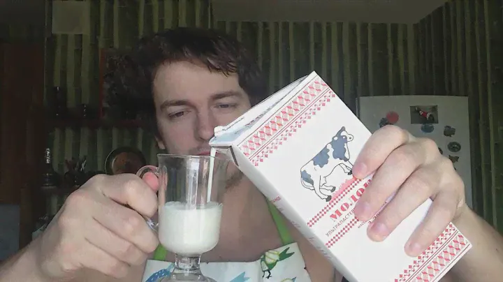 Молоко "Молочные реки" ультрапастеризованное питьевое / Russian Milk — Unpack&Review World Food