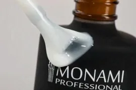 Камуфлирующая база Monami Professional Rubber Base MILK 15 мл