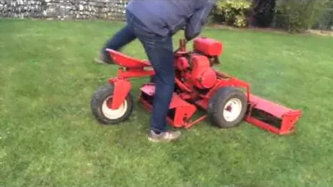 Toro 70 Professional Lawn Mower