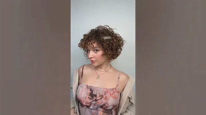 DAY AND NIGHT CURLY HAIR ROUTINE #manesbymell