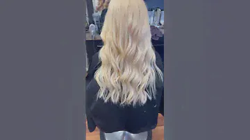 Check out this amazing transformation with our ￼Moxie Hair Extensions! #hairtransformation #blonde