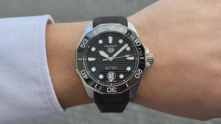 TAG Heuer Aquaracer Professional 300 black 43 mm