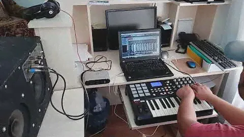 AKAI MPK 25