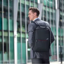 Рюкзак Lenovo ThinkPad Professional для ноутбука 15.6" черный полиэстер (4X40Q26383)