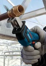 Аккумуляторная ножовка BOSCH GSA 10.8V-LI Professional (60164L902)