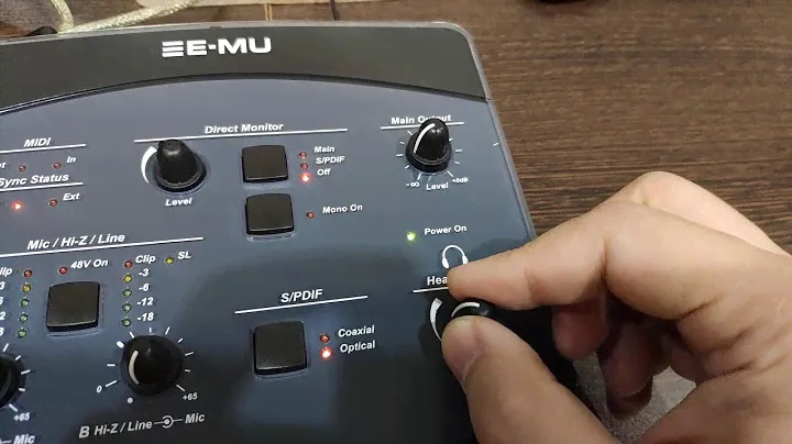 Creative E-MU 0404 USB  working video -=!Watch in 720P!=-